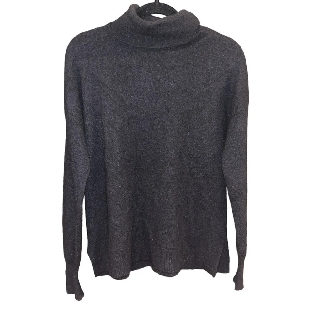 Nordstrom 100% Cashmere Turtle Neck Black Pullover Sweater